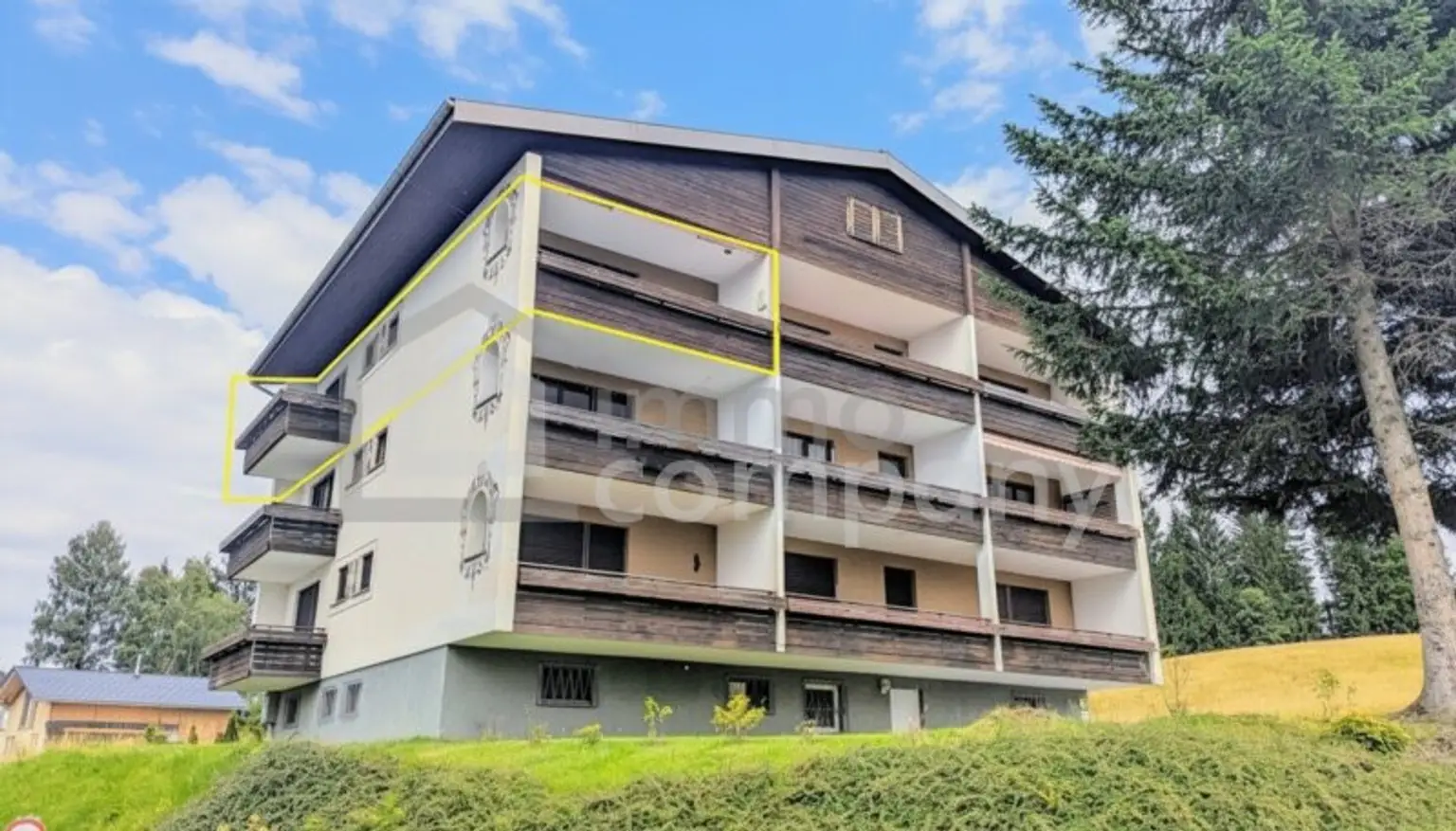 Traumhafte 3-Zimmer-Ferienwohnung mit Bergpanorama – mit 2 Balkonen und Parkplatz!