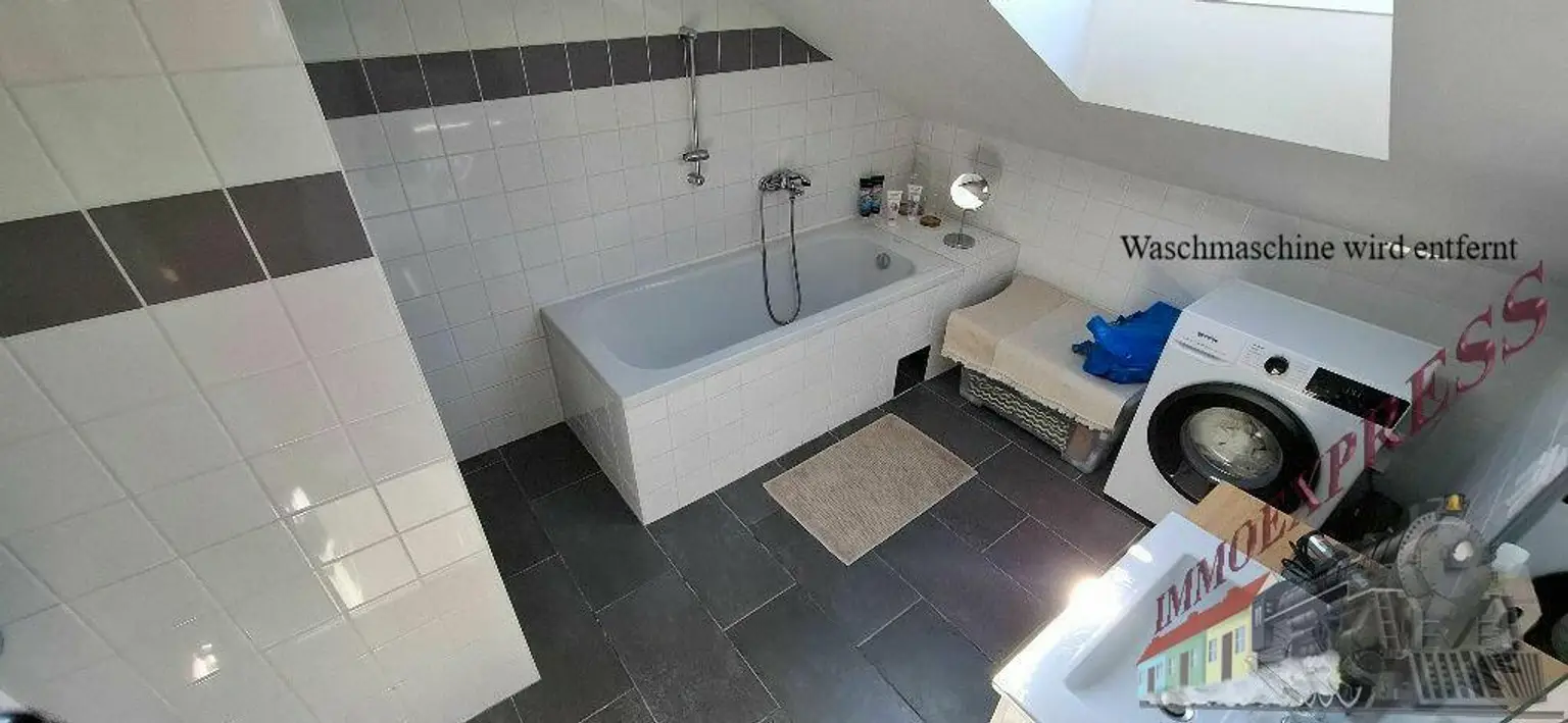 20250904_120949_resized