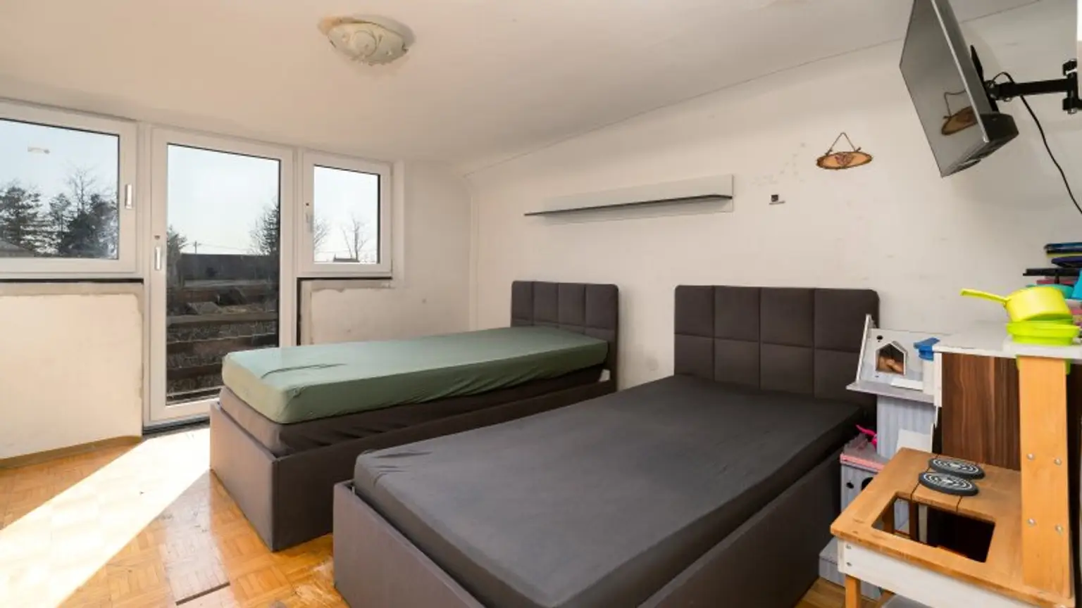 Potentialreiches Haus mit spitzen Weinkellerröhren in Groß-Schweinbarth