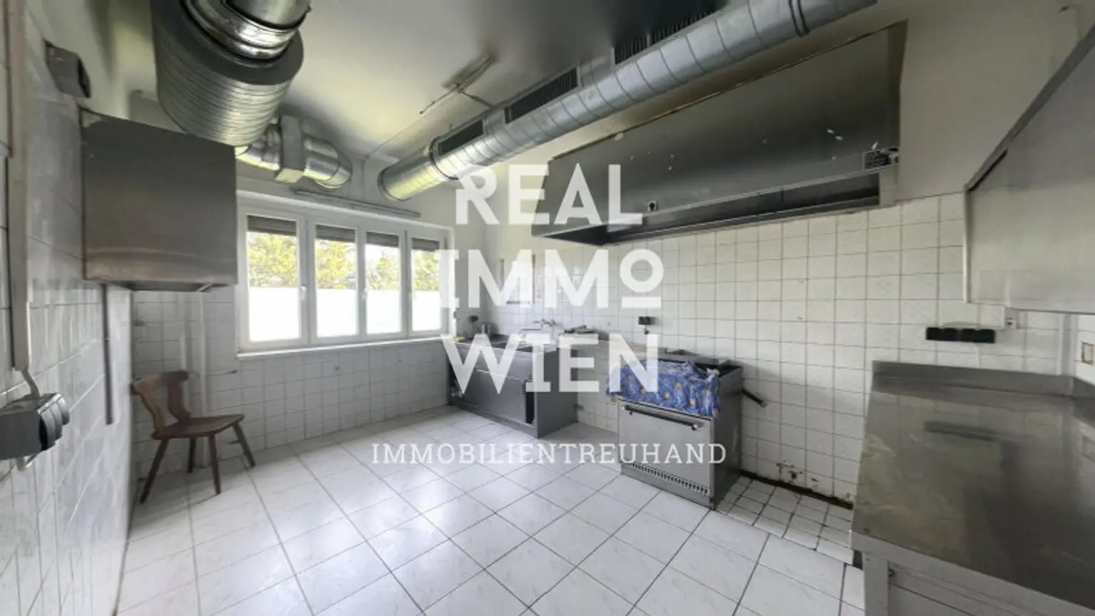 Traumhaftes Restaurant in Wien – 142 m² mit Bar und Terrasse!!! 360°- 3D Besichtigung!