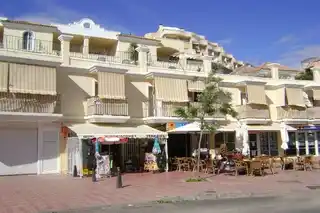 Bahia-La-Caleta-Building