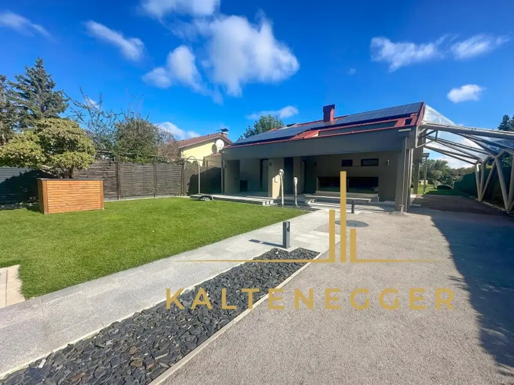 Architektentraum direkt am See