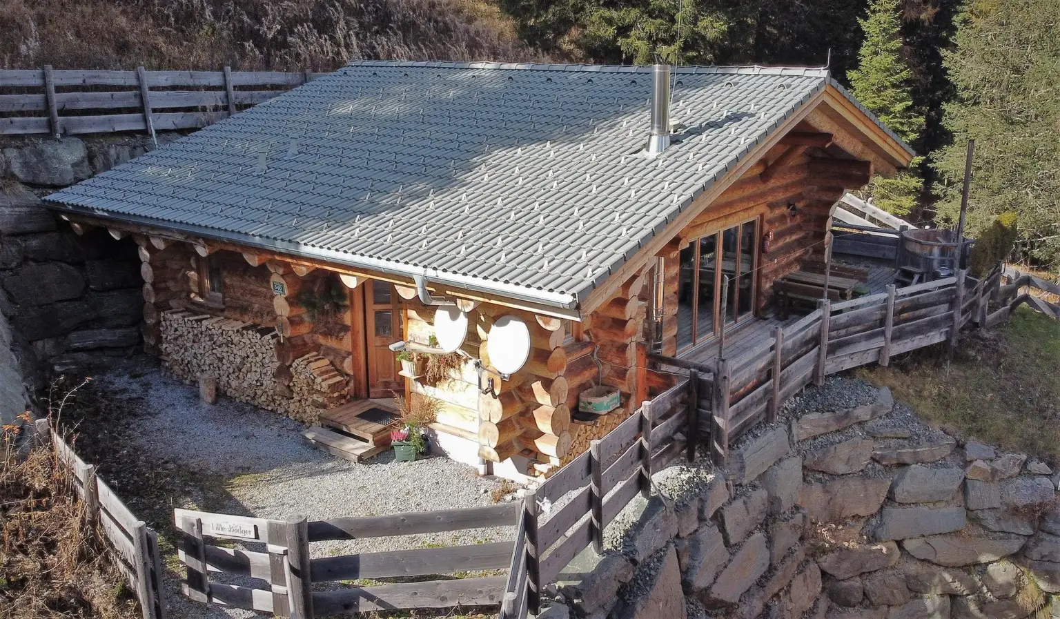 Rendite trifft Lifestyle - CHALET LITTLE BADGER -  eins mit der Natur, Luxus inklusive