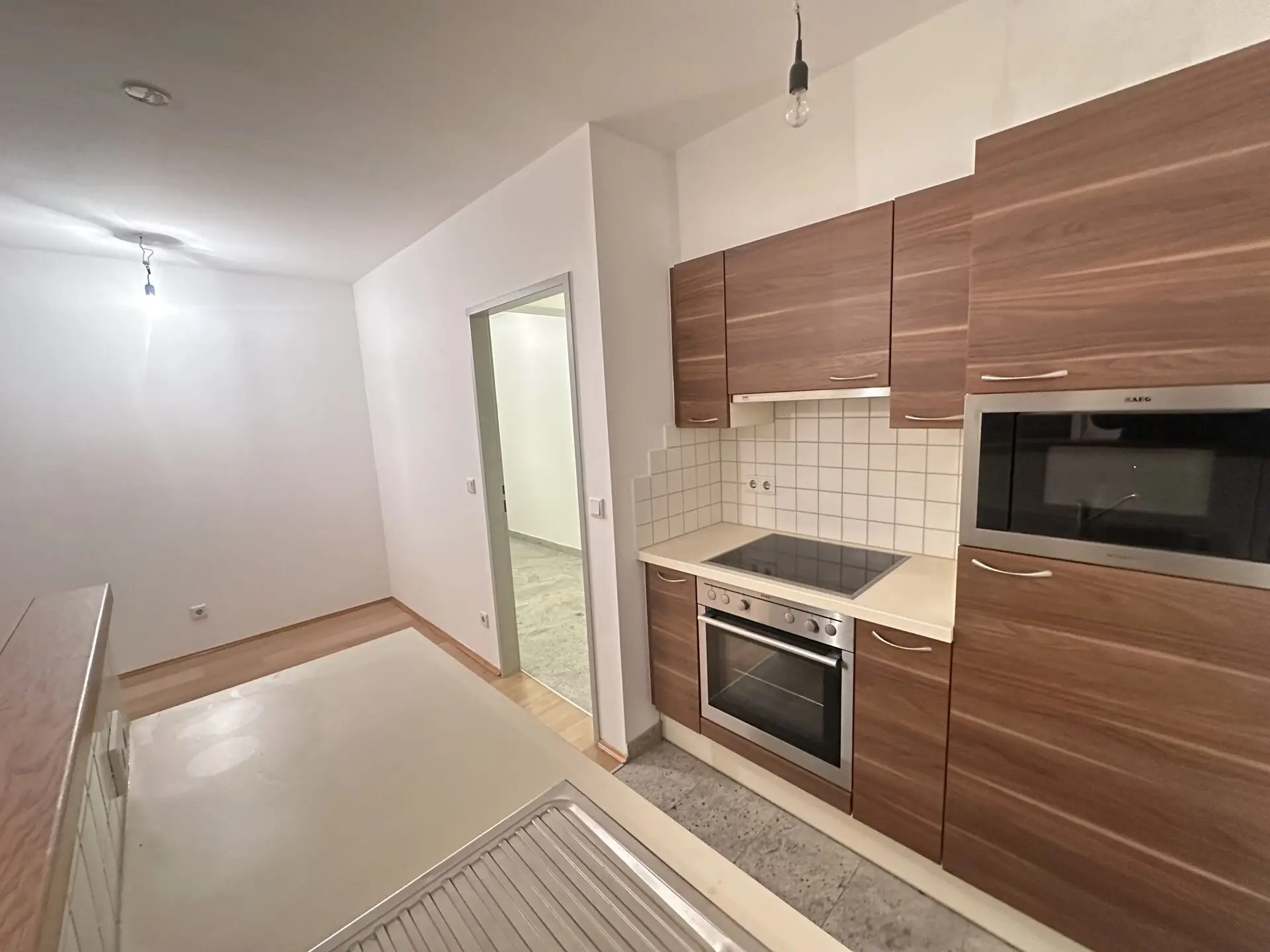 20251202_153226308_iOS