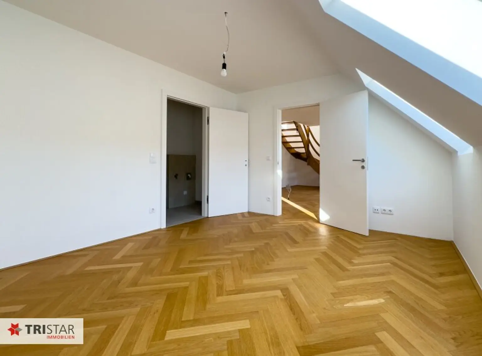 DG-Projekt im 9. Bezirk · 5 Wohnungen · Ost- & Westterrassen · 53–106 m² Urbanes Wohnen · Parks & Uni-Nähe · Sonne von morgens bis abends !