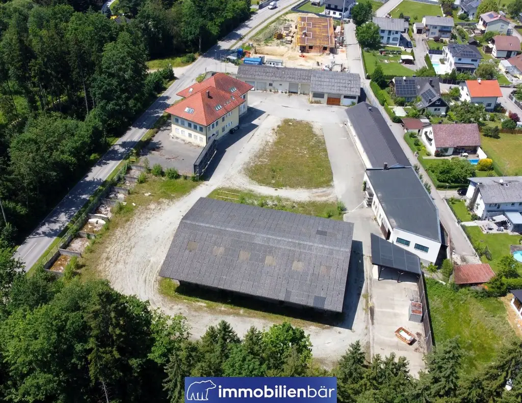 Investieren. Entwickeln. Durchstarten: Großzügiges Gewerbegrundstück in Hohenzell
