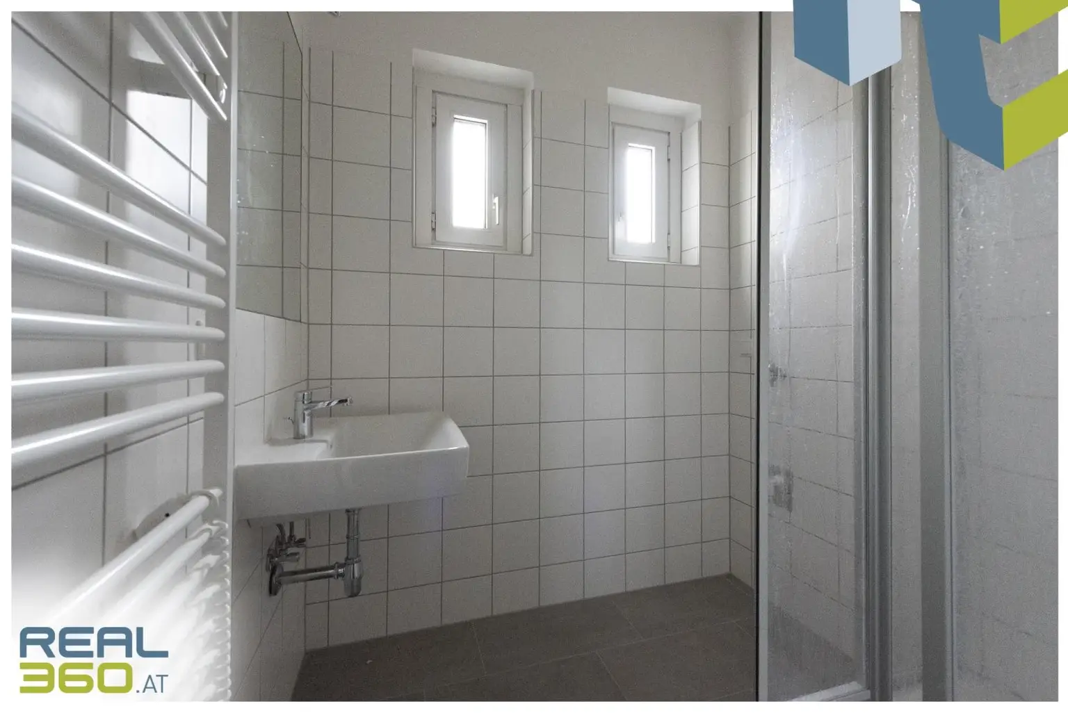 TOP 9 | Sanierte 3-Zimmerwohnung mit Balkon in Ruhelage inkl. Küche ist bereit für Sie! (Auch WG-geeignet)