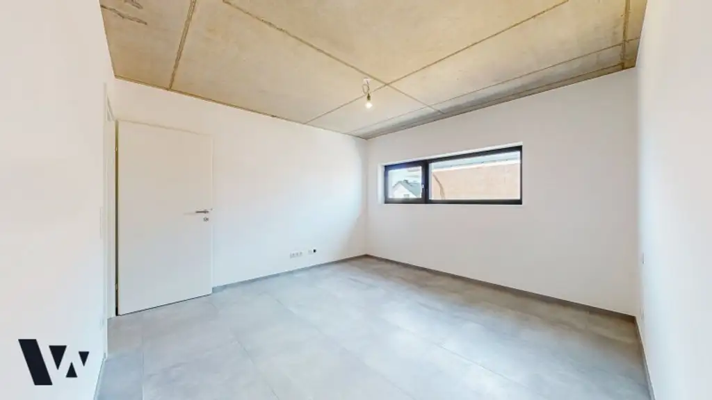 MODERNES DESIGNERHAUS MIT GARTEN & POOL | ERSTBEZUG | VIDEO-PRÄSENTATION