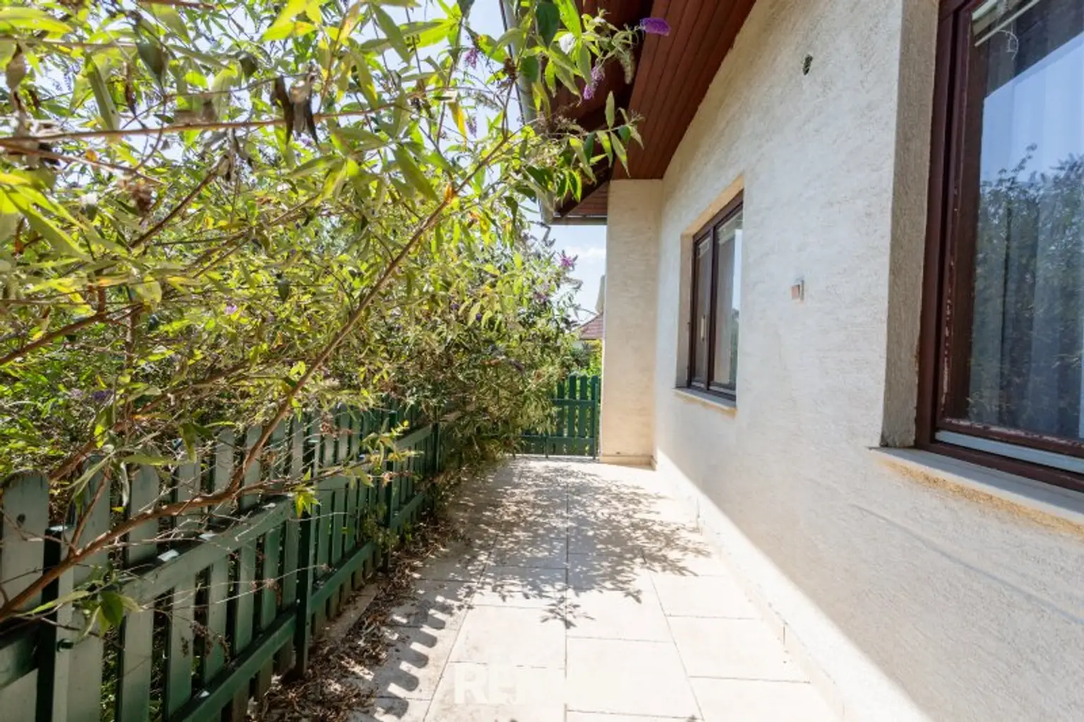 Terrasse_straßenseitig