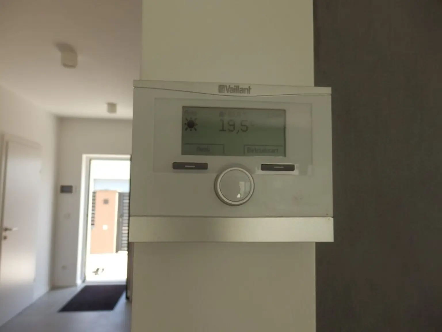 Topmodernes ZWEITBEZUGHAUS, 5 Zimmer, Garten, Stellplatz !!