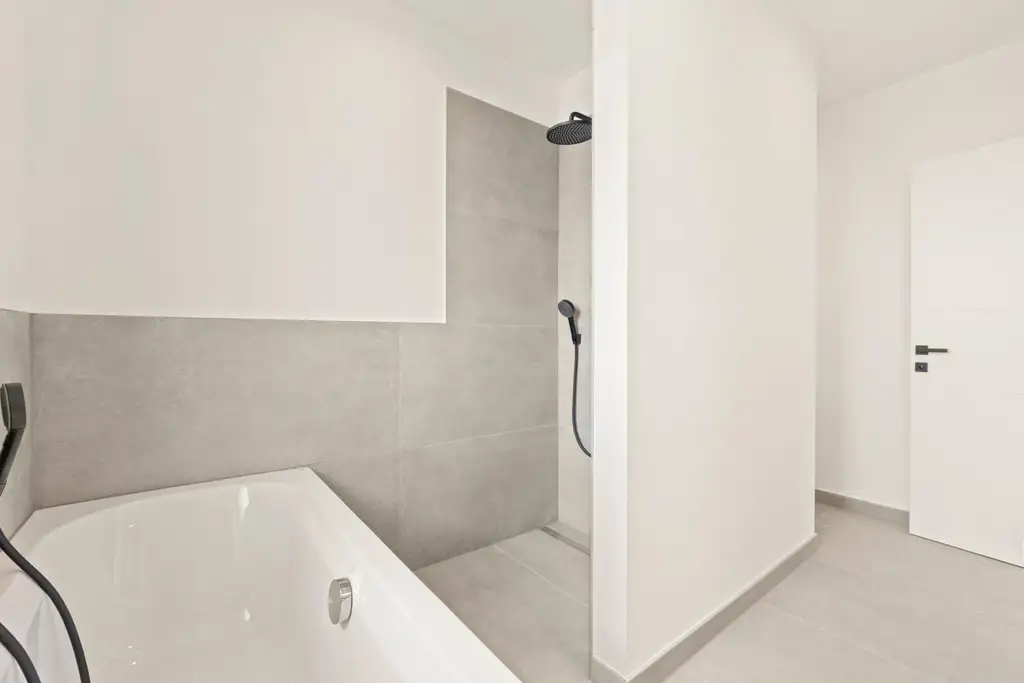 Hochwertige Neubau-Doppelhaushälfte I Erstbezug in Empersdorf