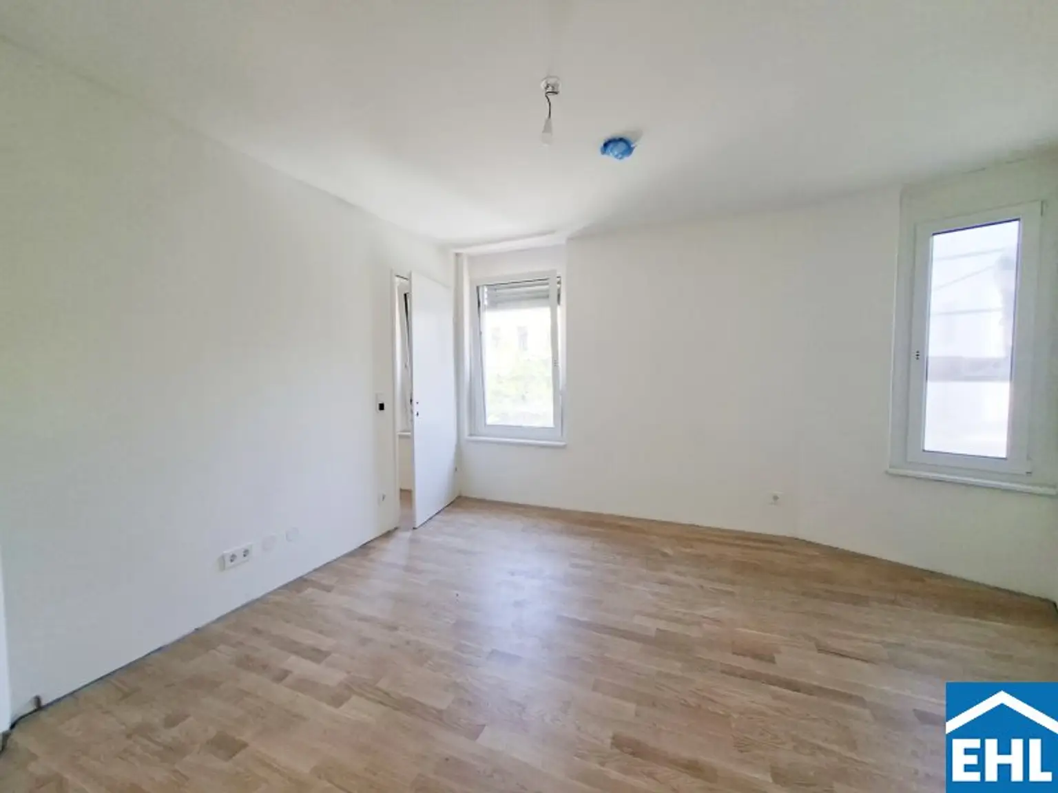 Schlafzimmer 1.2