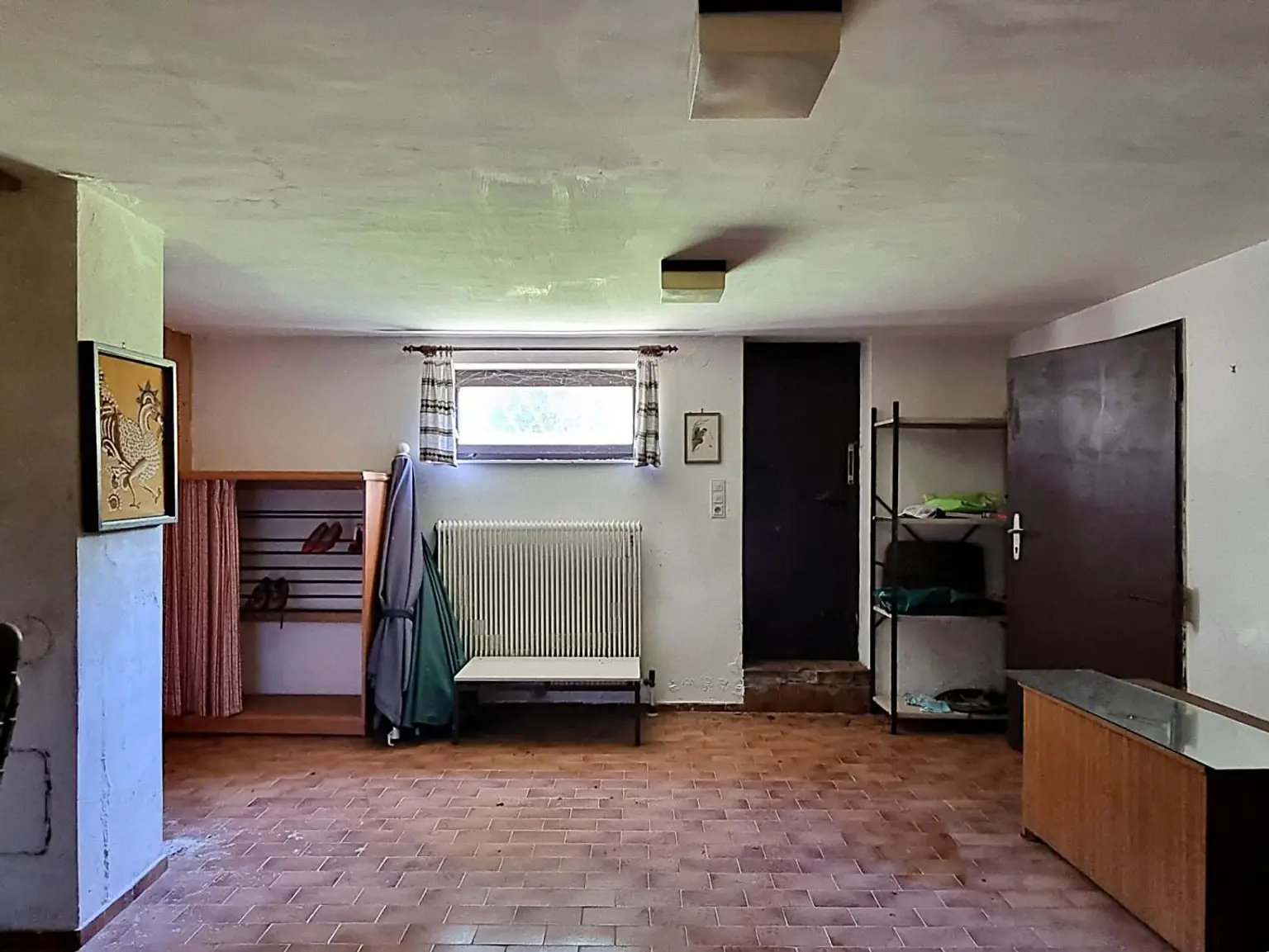 TRAUMHAFT SCHÖNES GRUNDSTÜCK MIT RENOVIERUNGSBEDÜRFTIGEM HAUS