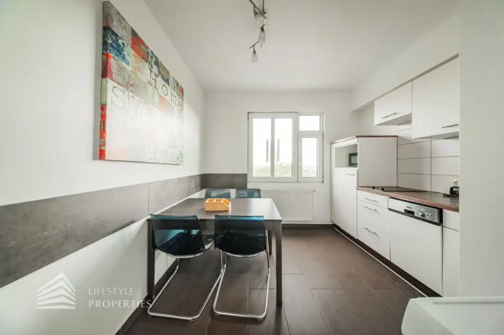 Schöne 2-Zimmer Wohnung, Nähe Meiselmarkt