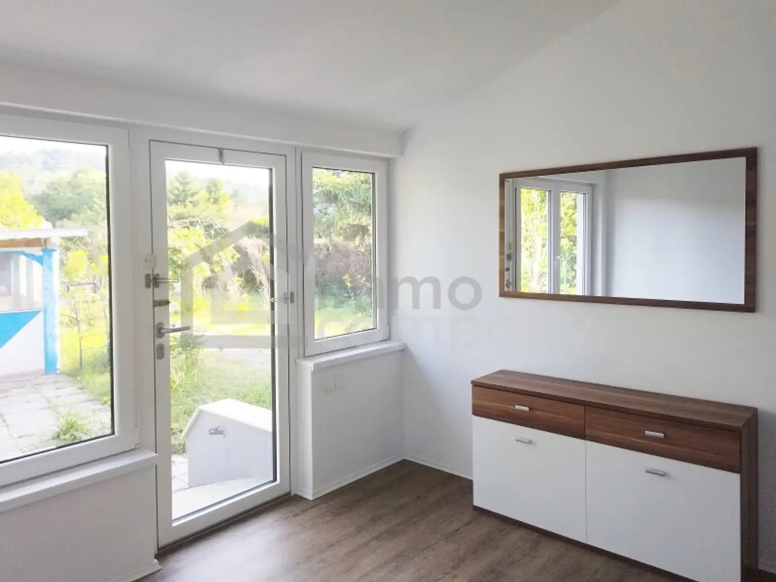 Entzückendes  komplett saniertes Kleingartenhaus auf Eigengrund mit wunderbarem Garten in Ruhelage