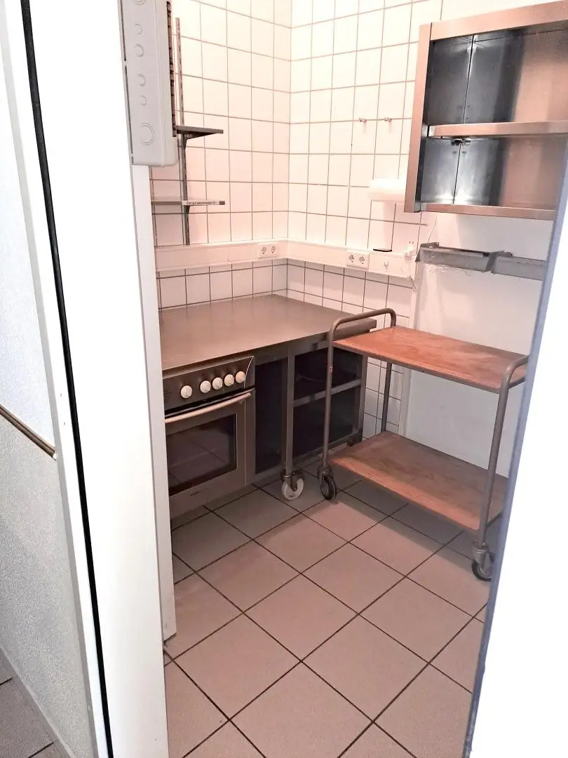 Geschäftsfläche zur vielfältigen Nutzung / auch Teilvermietung möglich