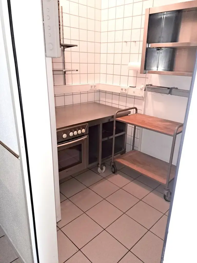 Geschäftsfläche zur vielfältigen Nutzung / auch Teilvermietung möglich