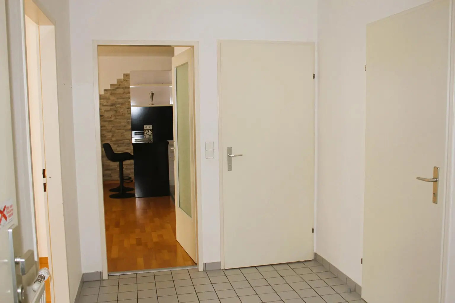 Moderne 3-Zimmer-Wohnung in zentraler Lage mit Tiefgaragenplatz