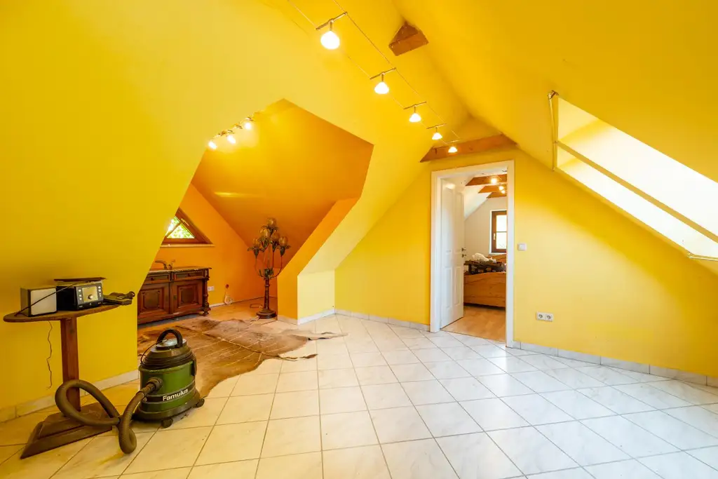 Landhaus mit Scheibengrundstück 23 Minuten vor Graz!