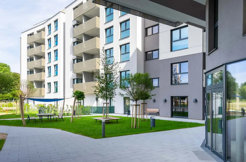 Q11 Leben am Fluss - Geräumige 3-Zimmer-Wohnung mit Loggia und Balkon!