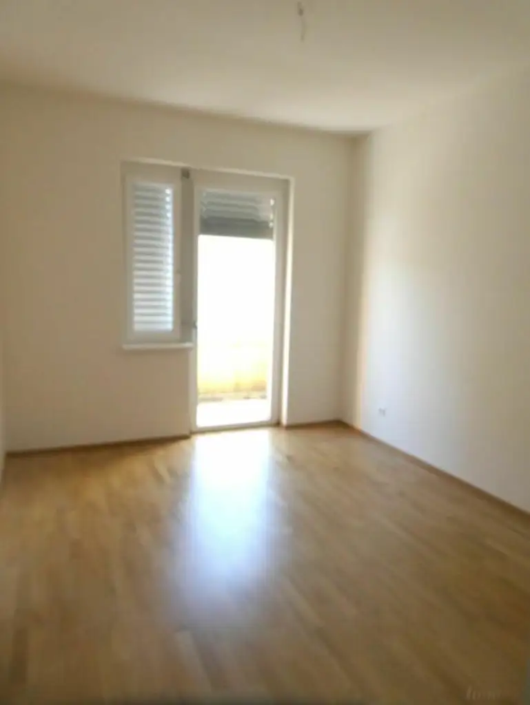 Erstklassige 4-Zimmerwohnung mit Terrasse und Balkon in Nobellage - Geidorf