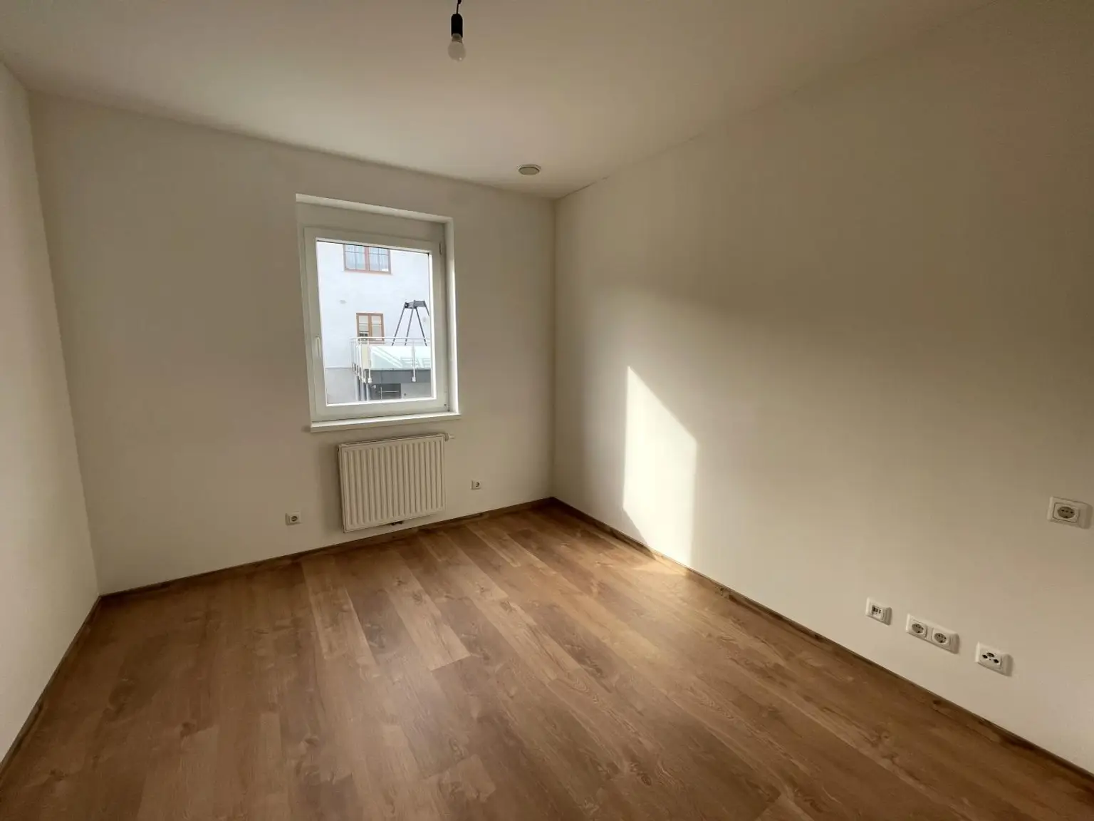 Ländliches Leben: 3-Zimmer-Wohnung mit Balkon!