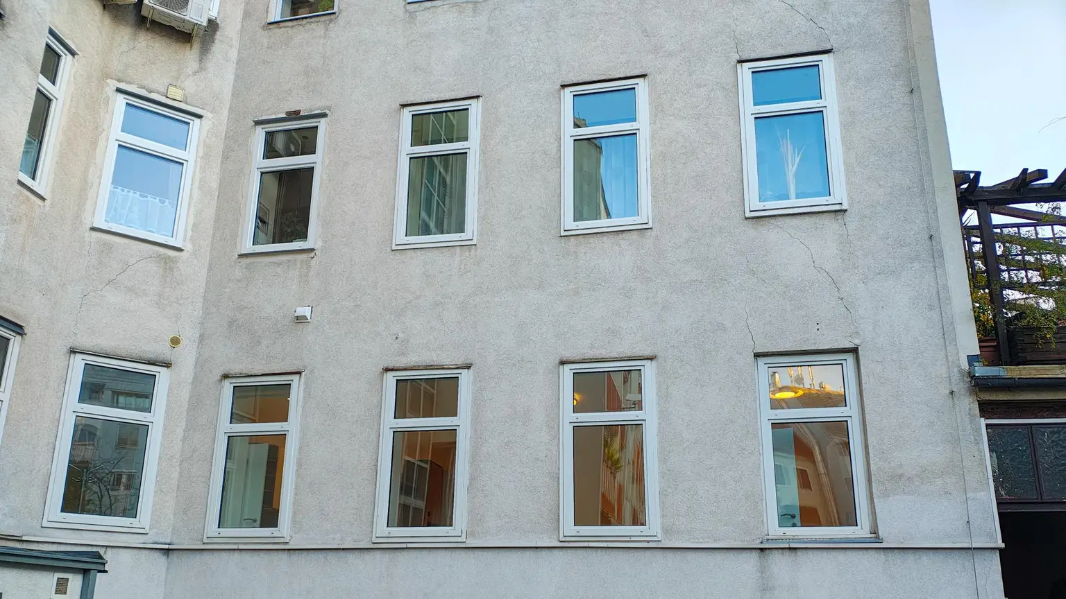 "2 Wohneinheiten möglich!"