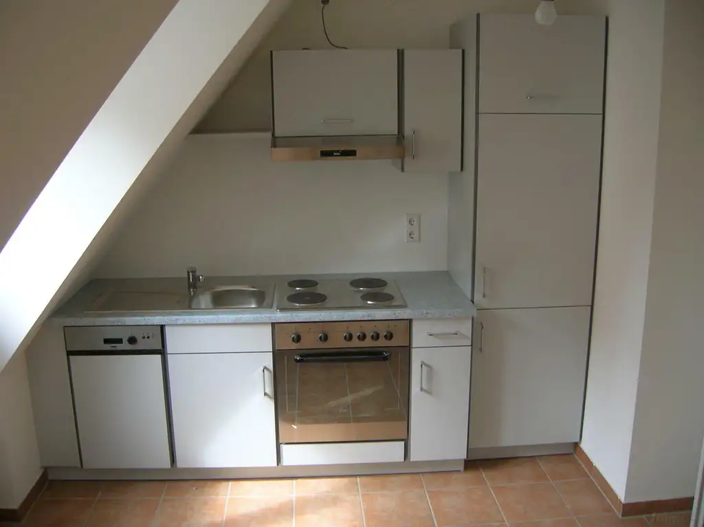 Sofortbezug: Dachgeschosswohnung im 2.OG ohne Lift-mit 2 Bädern und Galerie