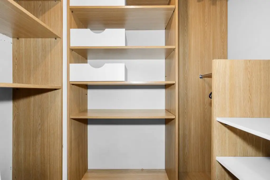 Helle 2-Zimmerwohnung in 1110 Wien, mit kleiner Loggia und perfekter Öffi Anbindung!