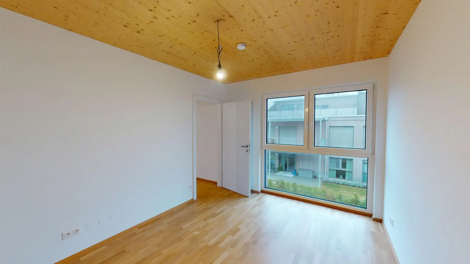 Traumhafte Balkonwohnung I 4 Zimmer I Holzbauweise