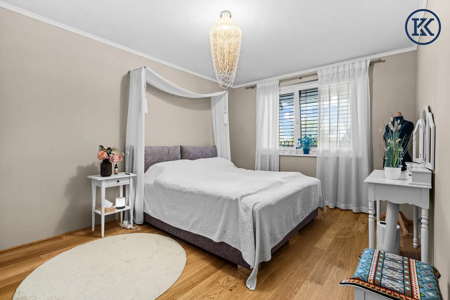 OPEN HOUSE am Dienstag den 19.08.25 ab 10 Uhr für die
Hofseitige 3-Zimmer-Wohnung mit 14 m² Loggia