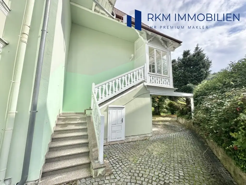 Herrschaftliche Villa im „Goldenen Ring“ um Wien