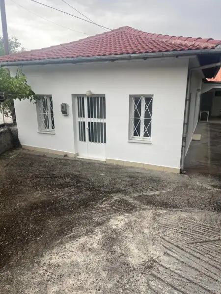 Renoviertes Einfamilienhaus im Landesinneren!