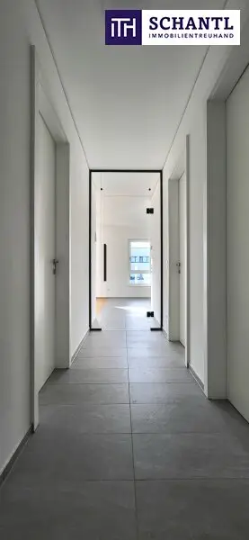 RIESIGE DACHTERRASSE + HOCHWERTIGE AUSSTATTUNG + SÜD/WEST Ausrichtung + Tiefgarage! Nur 7 Min. von Graz entfernt!