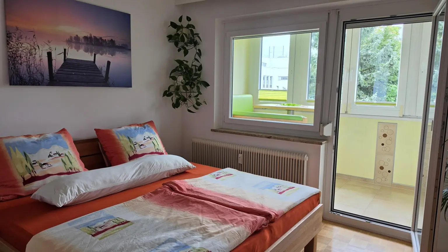 Zimmer mit Zugang zur Loggia