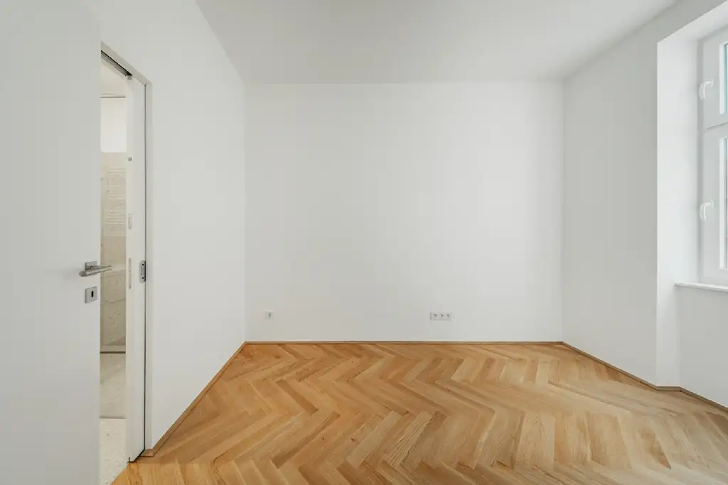 Wunderschöne Altbauwohnung mit modernem Wohnkomfort – sofort bezugsfertig!