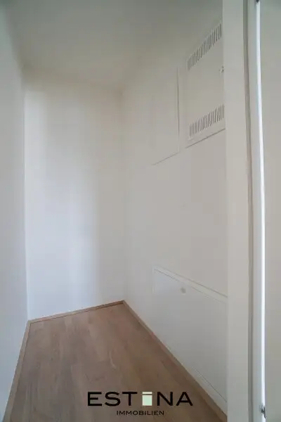 Elegante Wohnung mit Balkon - Kirschblütenpark