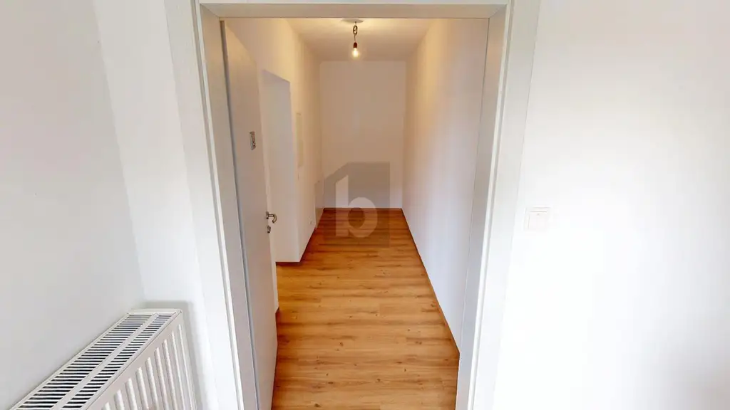 ERDGESCHOSS ERSTBEZUG