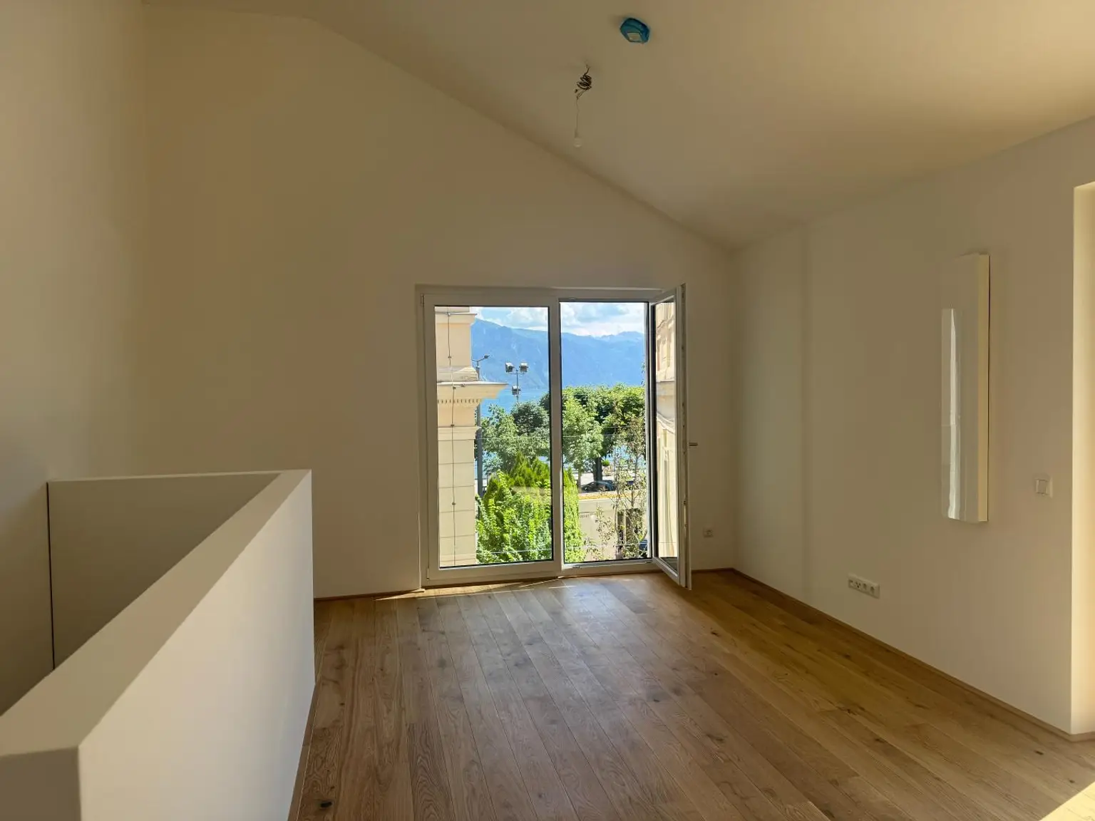Erstbezug - 3 Zimmer-Wohnung mit Hausflair mitten in Gmunden