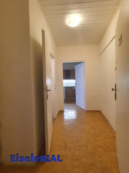 SINGLE/Pärchen-Wohnung  - Innenhof-RUHELAGE!!