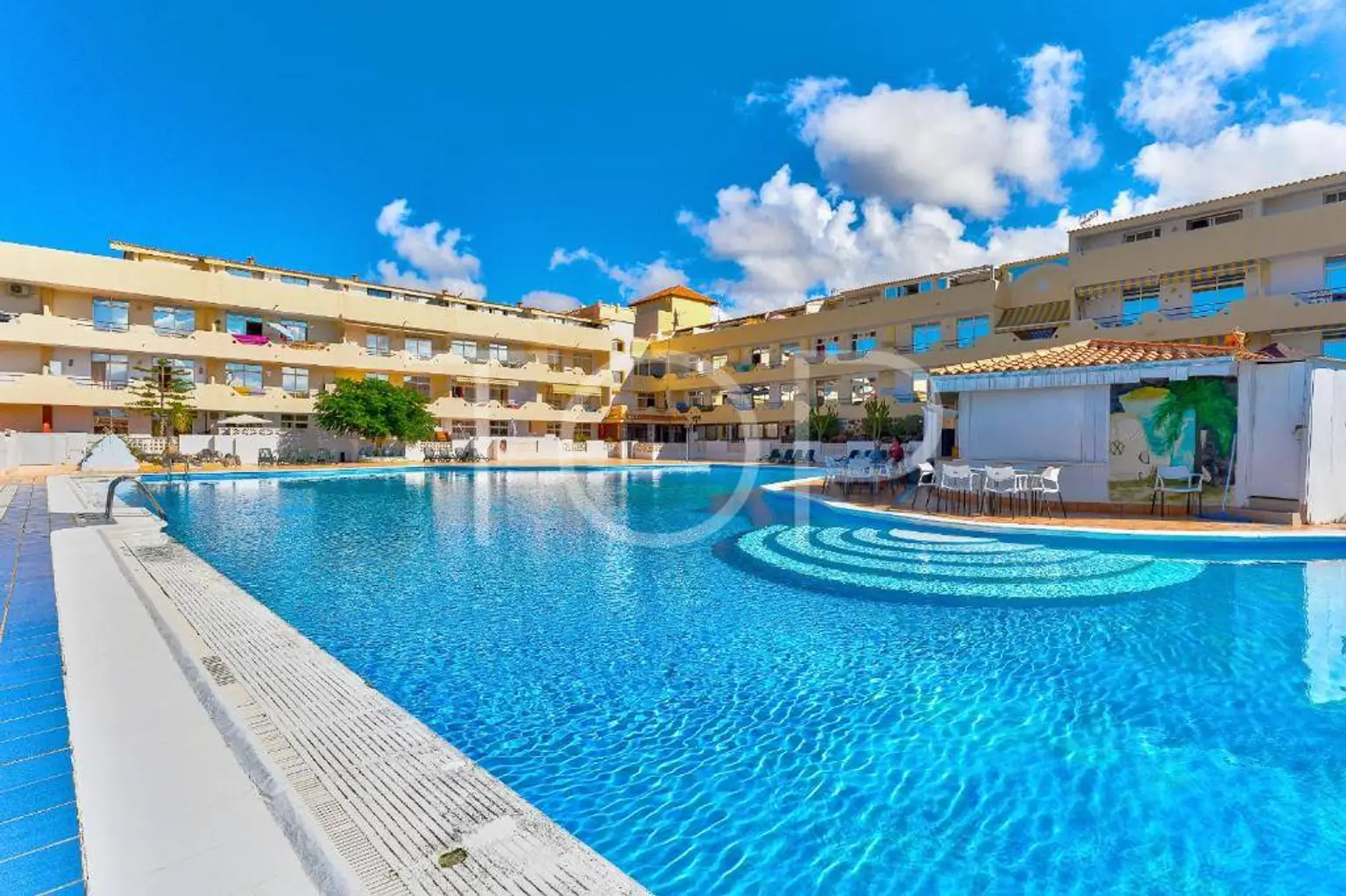 Renoviertes Reihenhaus mit Terrassen und Meerblick in Playa Paraíso