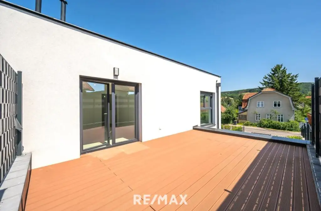 Erstbezug: Doppel-Haushälfte mit Fernblick und Wohlfühlambiente