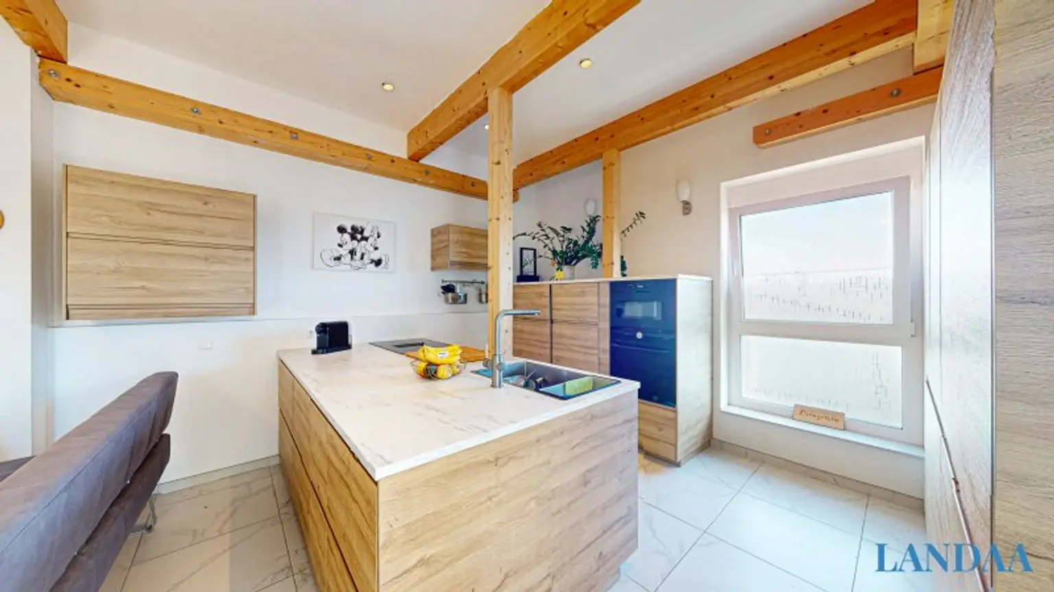 Ihre neue Traumwohnung mit großzügiger Dachterrasse plus 2 Autoplätze