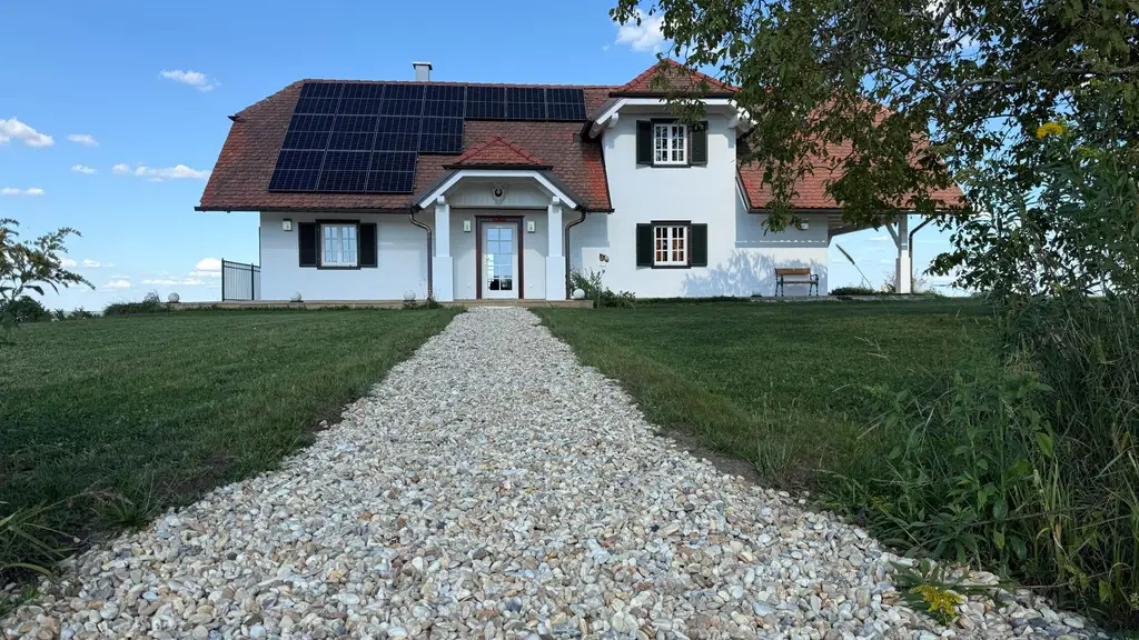 Exklusives Wohnen im Südburgenland – Traumvilla mit Panoramablick