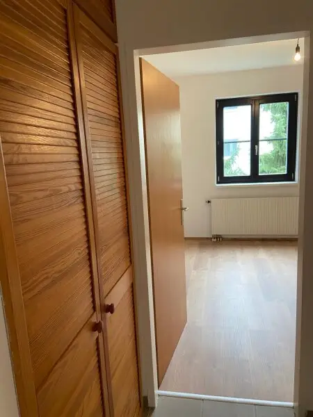 VOLLSANIERTE 3 - ZIMMERWOHNUNG PROVISIONSFREI ZU VERKAUFEN!