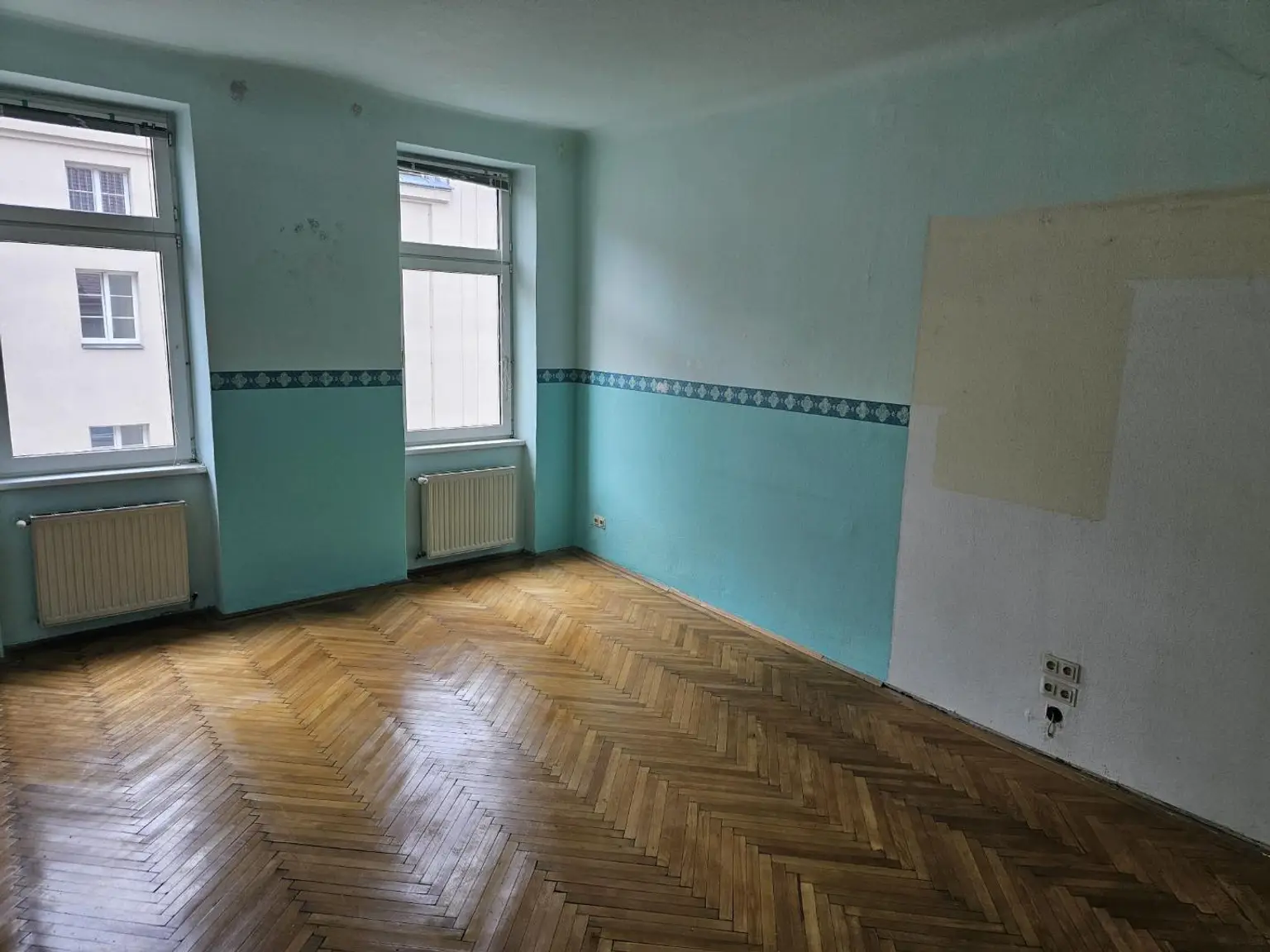 3 Zimmer - U3 Zippererstr