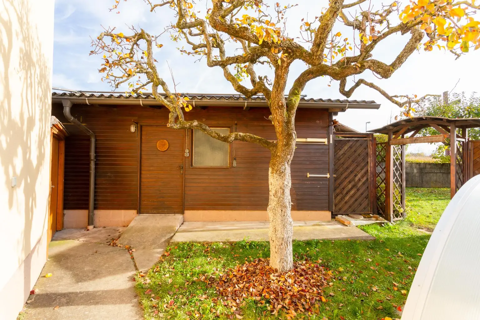 Einfamilienhaus als perfekte Basis für Ihr Traumhaus in der Weinregion Straßertal