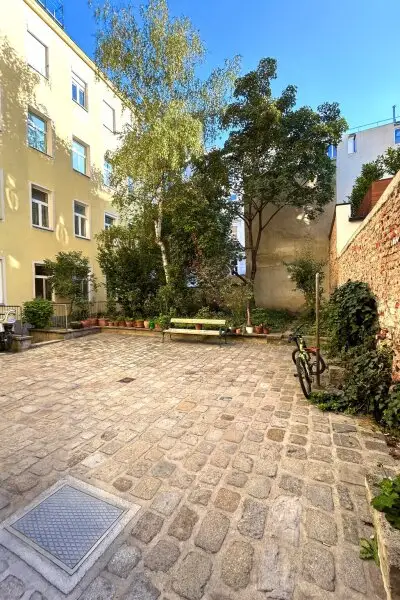 Top gepflegt, möbliert & sofort bezugsfertig – Wohnung nahe U-Bahn!