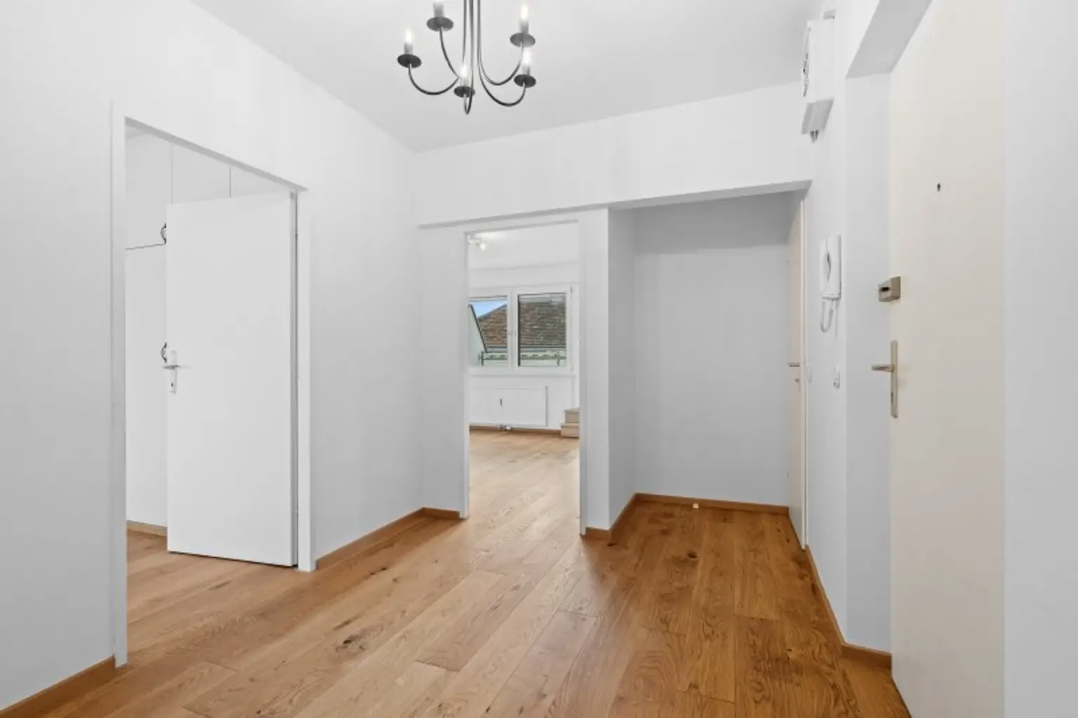 Helle, ruhige 2-Zimmer-Wohnung mit Terrasse in 1160 Wien!