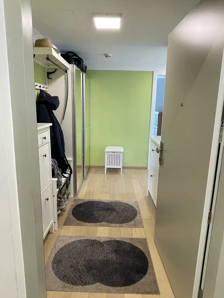 Helio Tower - 3 Zimmer - 31.Etage - Balkon mit sensationellem Blick über Wien!